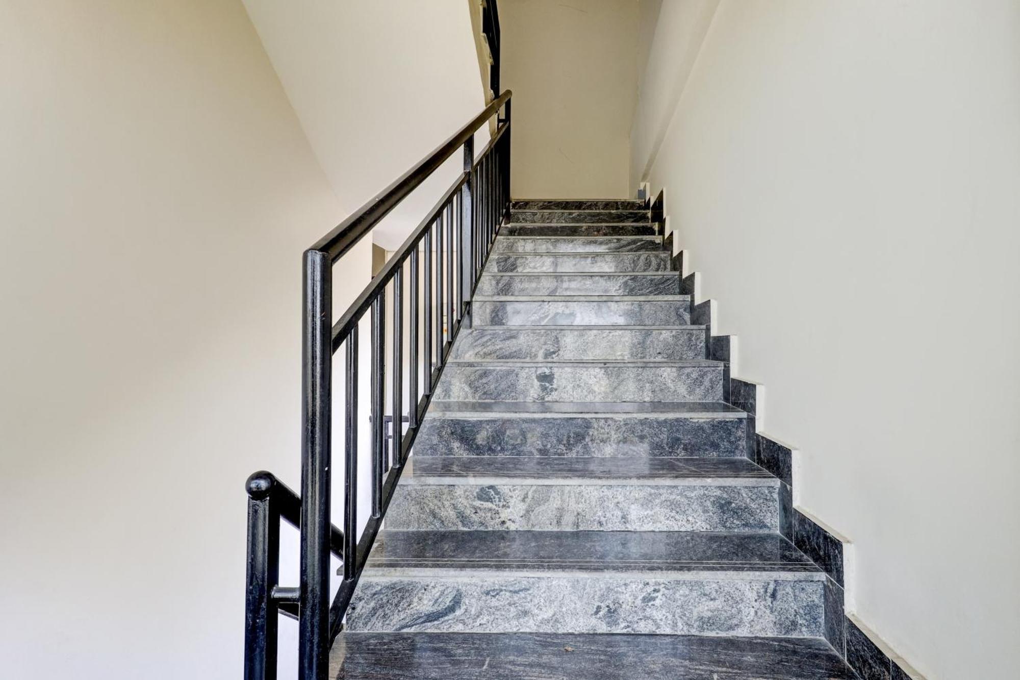 Hotel O Crescent Shine บังกาลอร์ ภายนอก รูปภาพ
